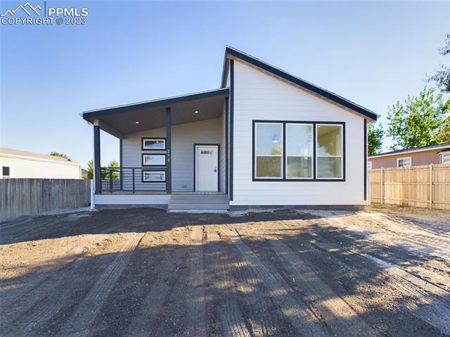 250 E Rolling Hills Drive