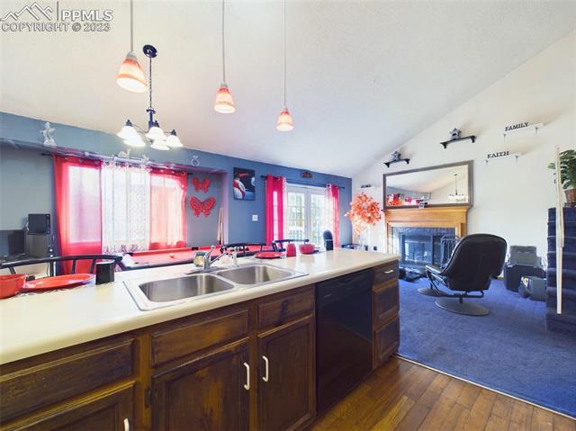 2335 Clarendon Drive