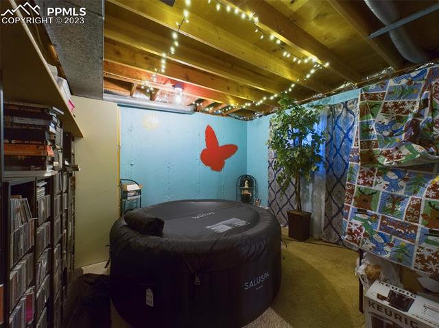 2335 Clarendon Drive