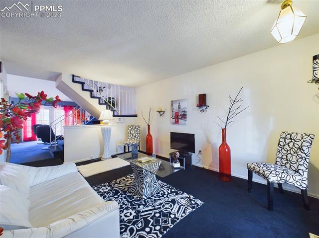 2335 Clarendon Drive