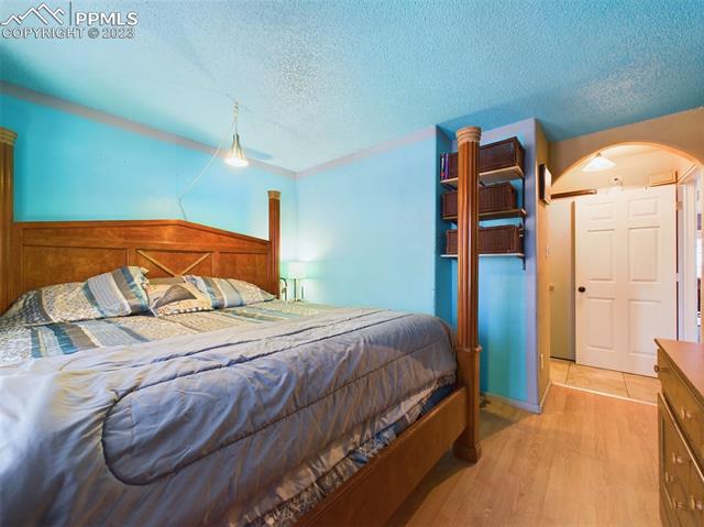 2335 Clarendon Drive