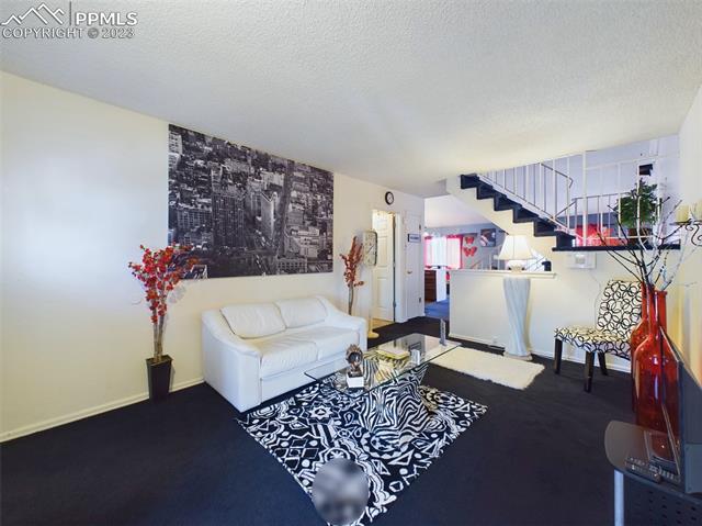 2335 Clarendon Drive