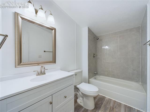 258 E George Drive