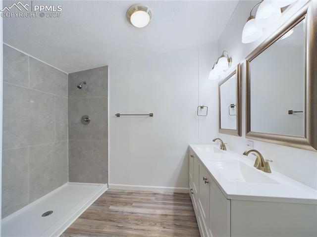 258 E George Drive