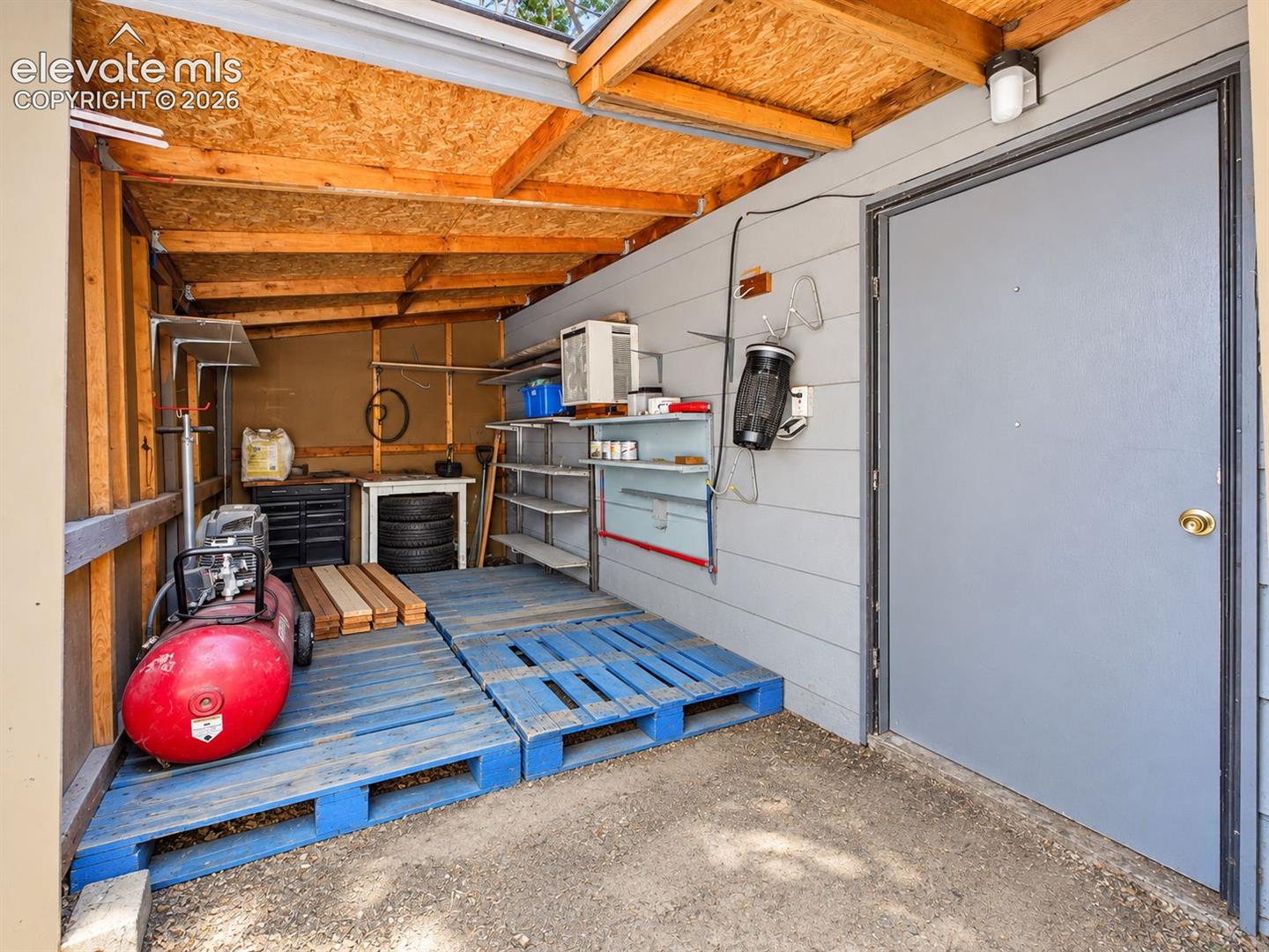 1115 Nolte Drive