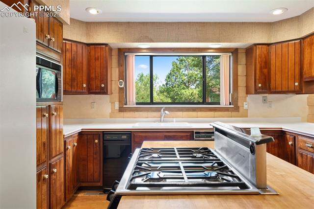 19 Sequoyah Road