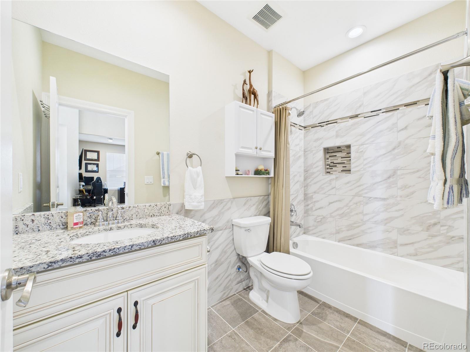 557 S Archdale Drive