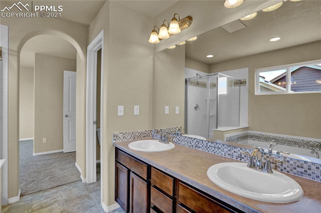 11464 Wildwood Ridge Drive