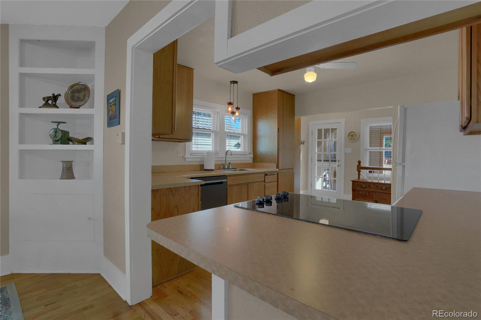 2519 N Cascade Avenue