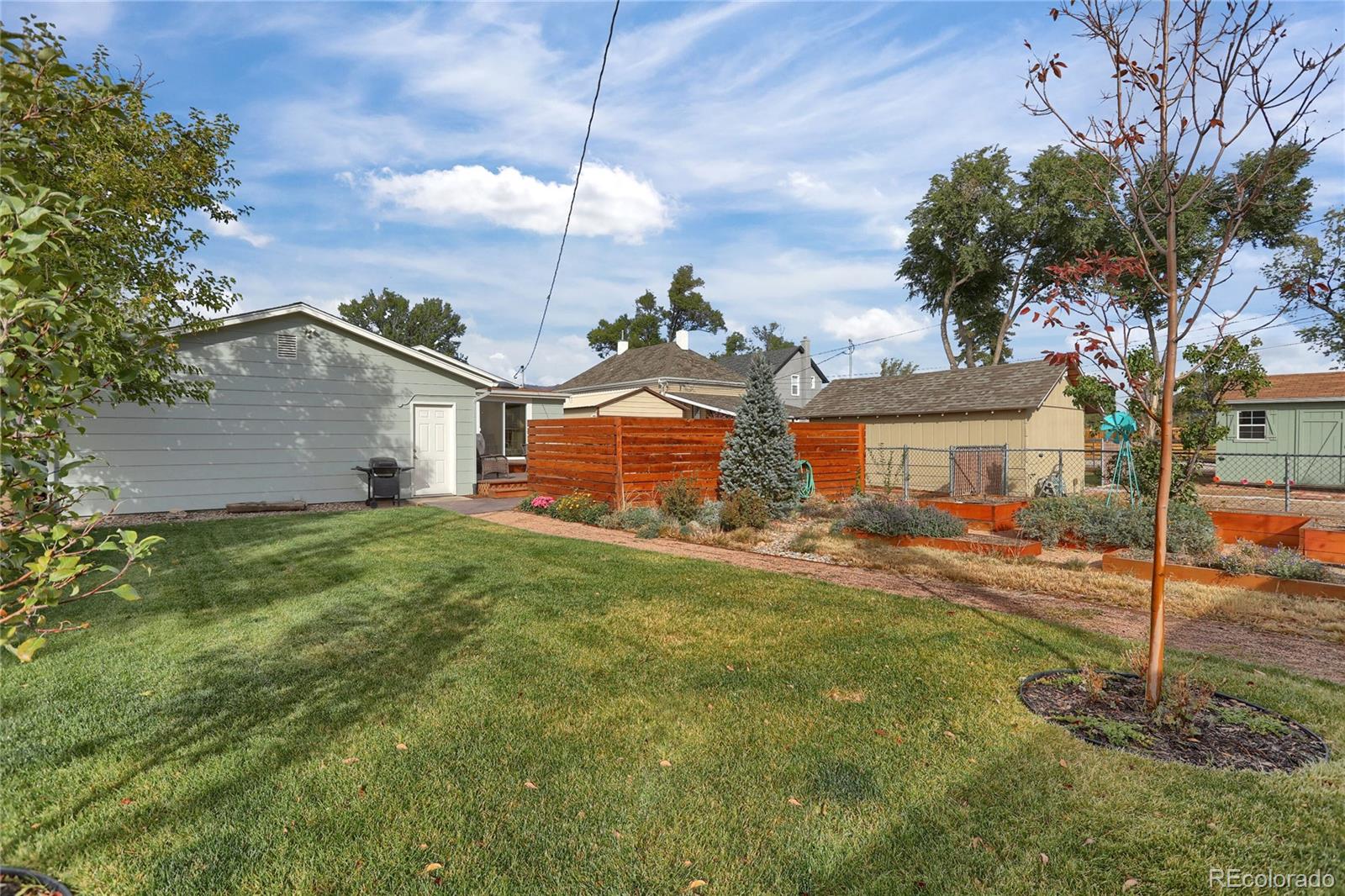 2519 N Cascade Avenue