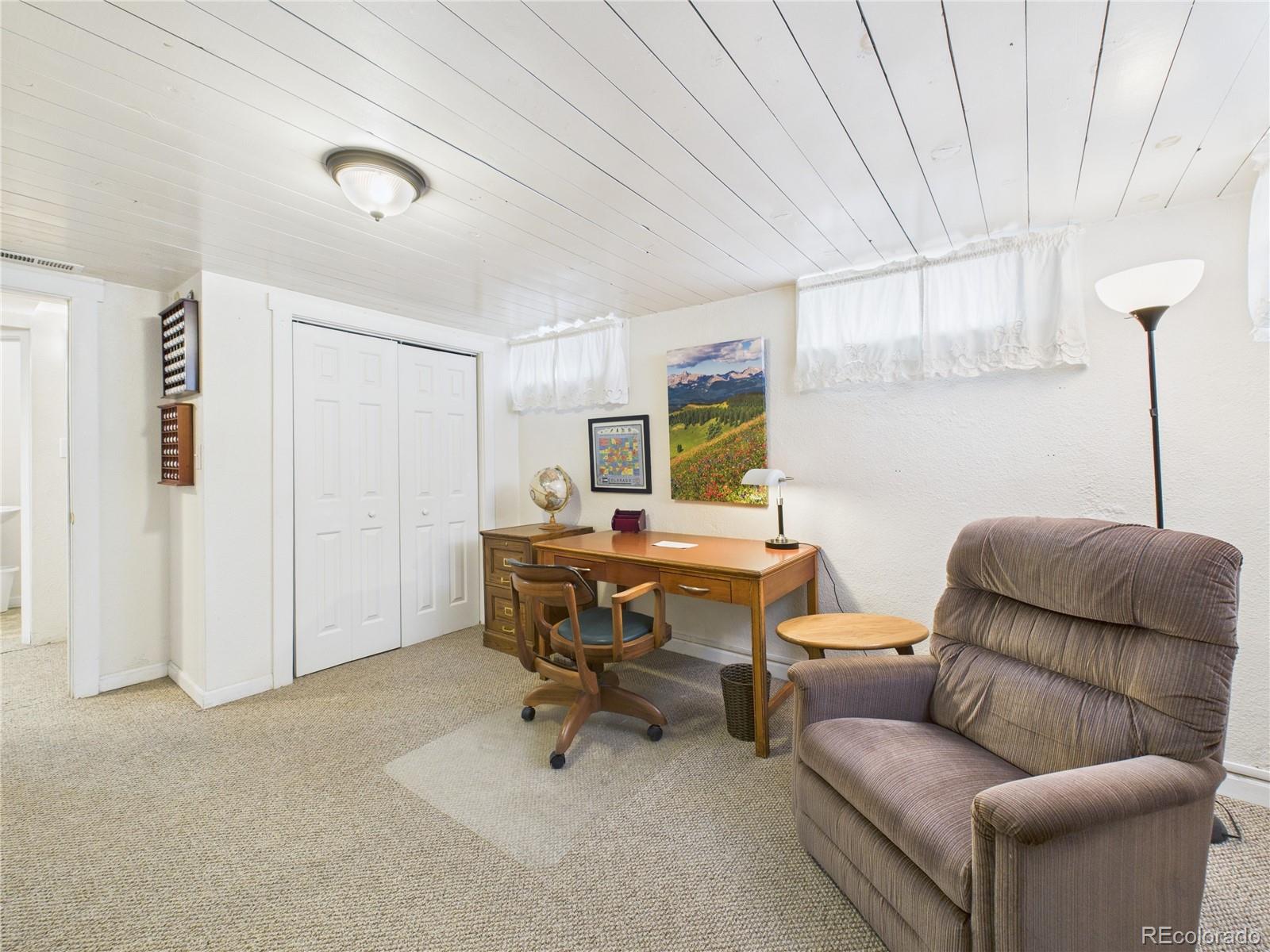 2519 N Cascade Avenue