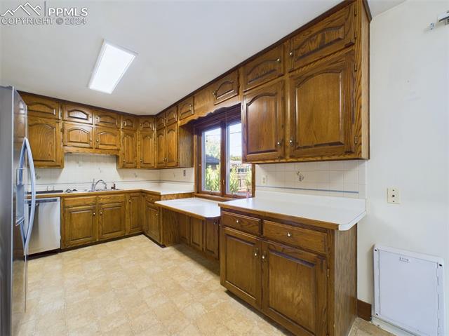 2857 Jon Street