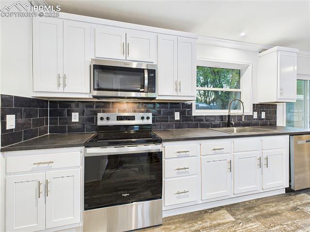 290 E Kipling Drive