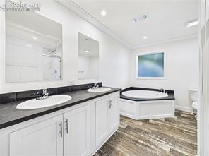 290 E Kipling Drive
