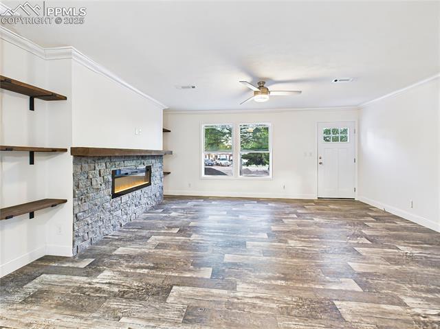 290 E Kipling Drive