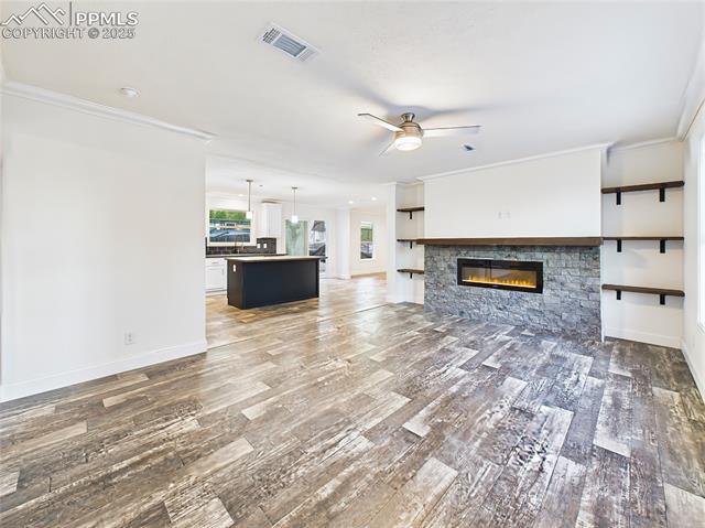 290 E Kipling Drive