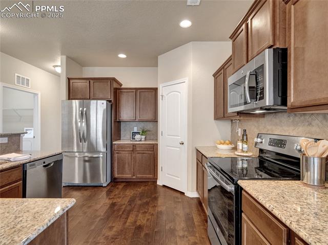 7588 Cat Tail Creek Drive