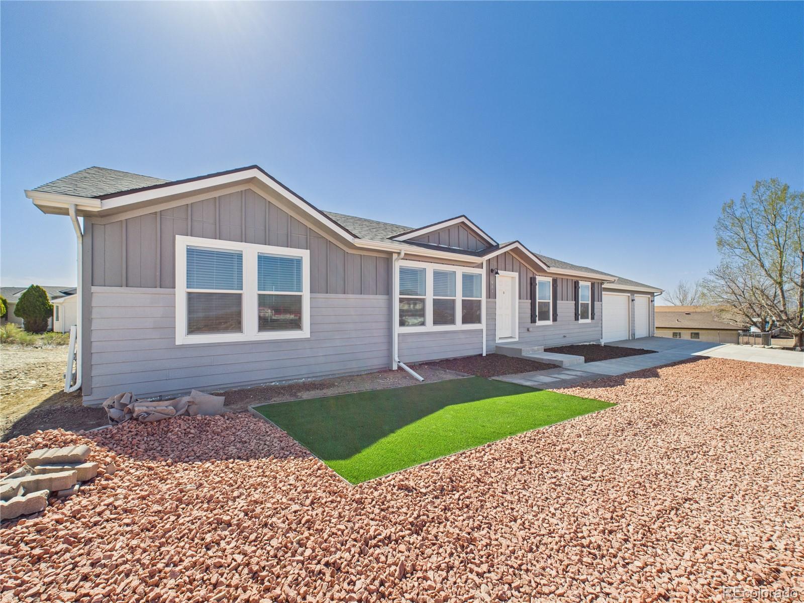 964 S Greenway Avenue