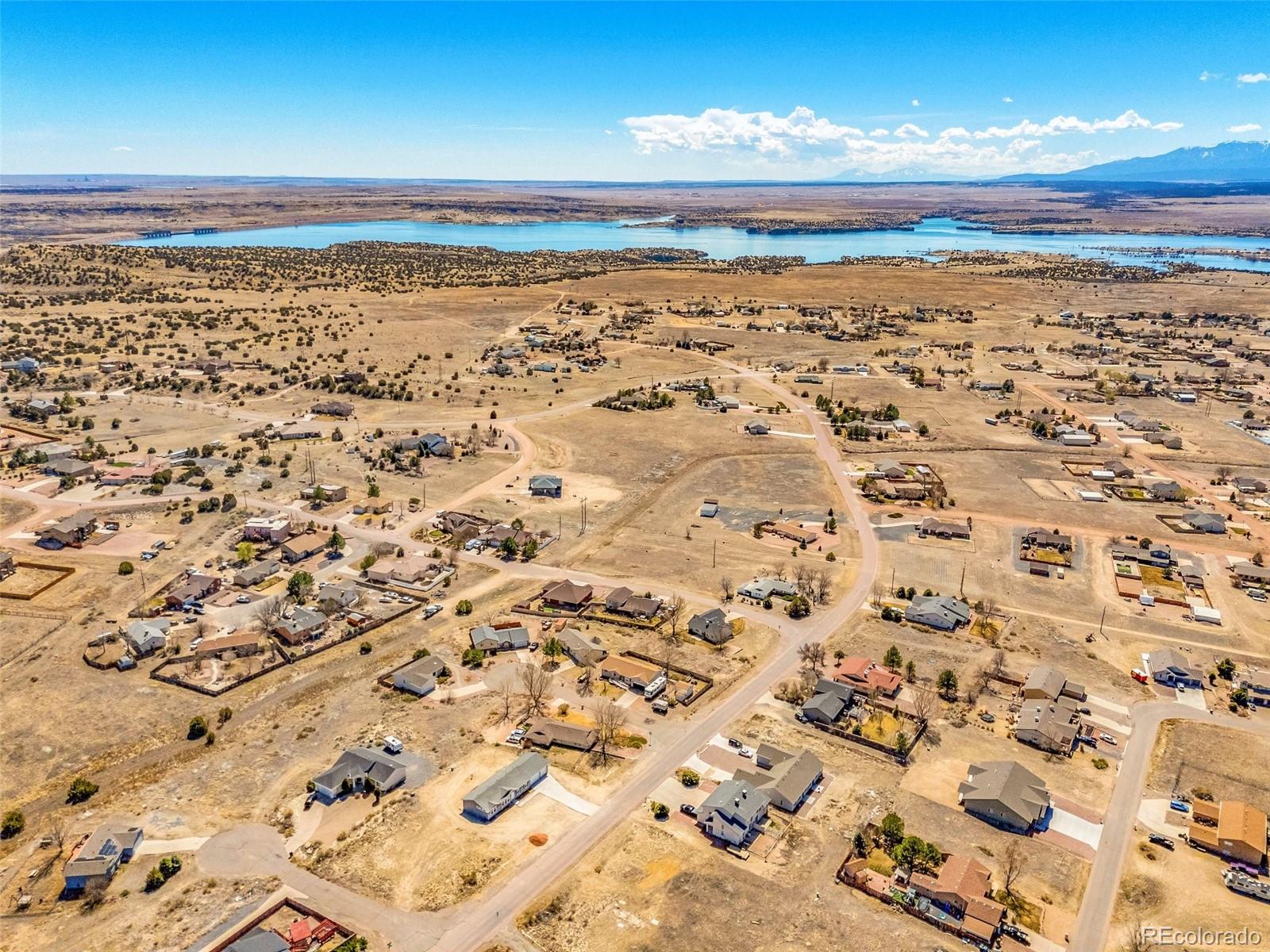 964 S Greenway Avenue