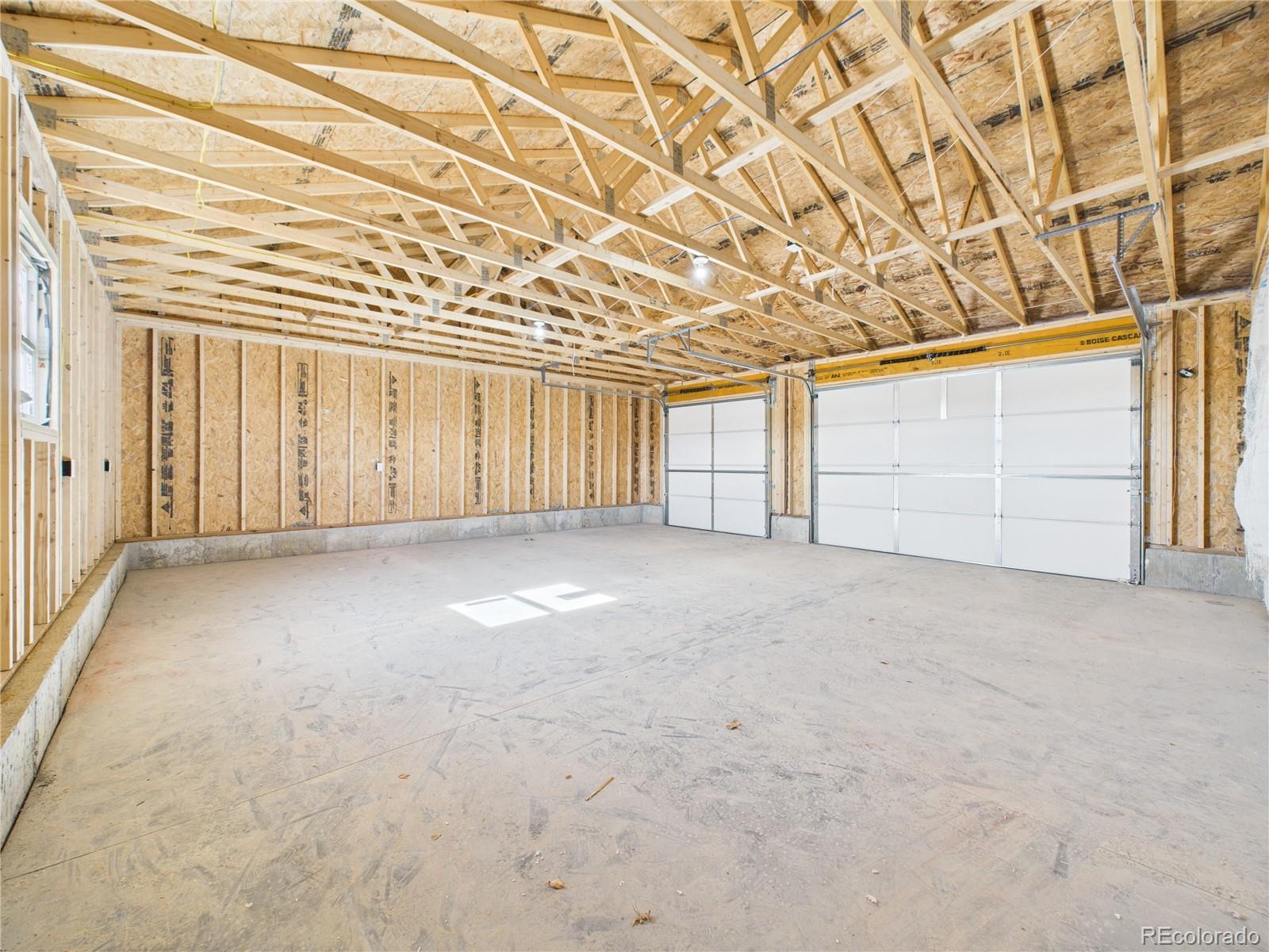 964 S Greenway Avenue