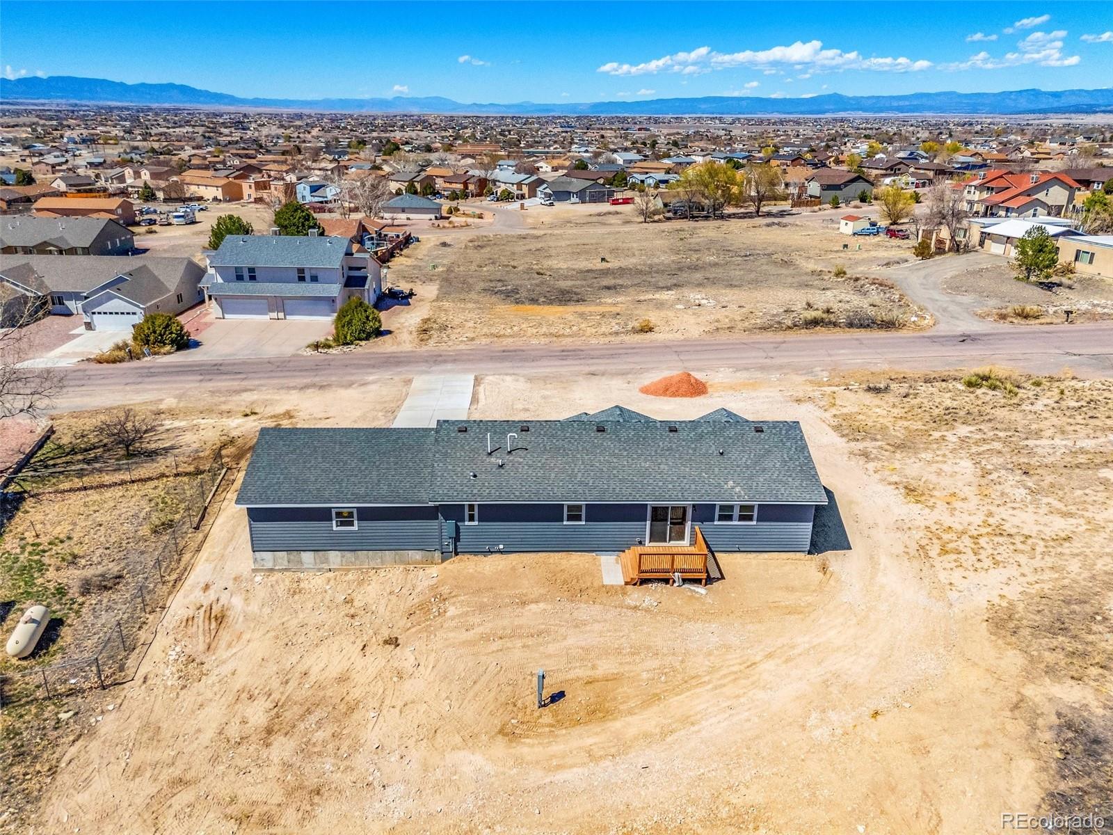 964 S Greenway Avenue