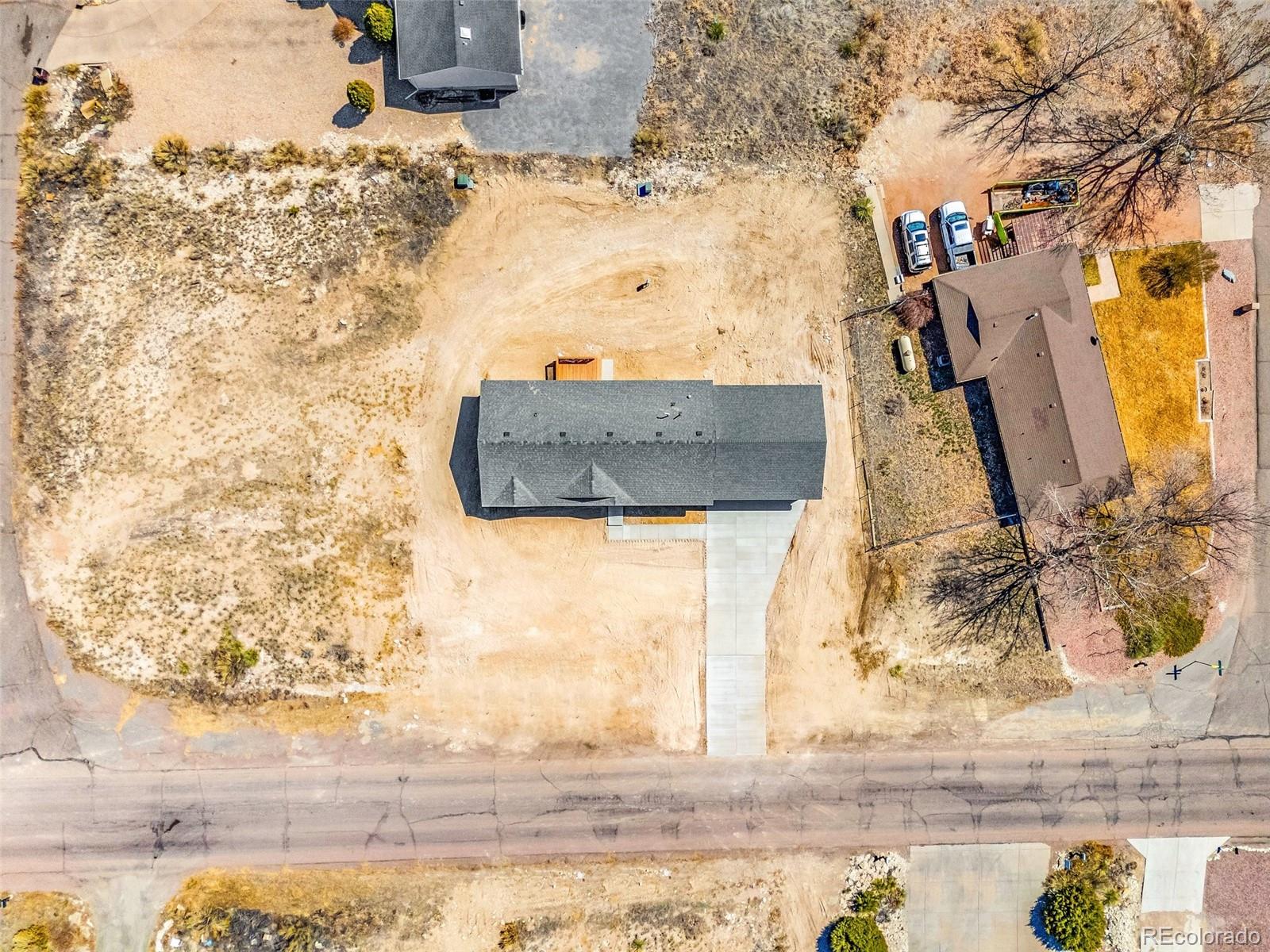 964 S Greenway Avenue