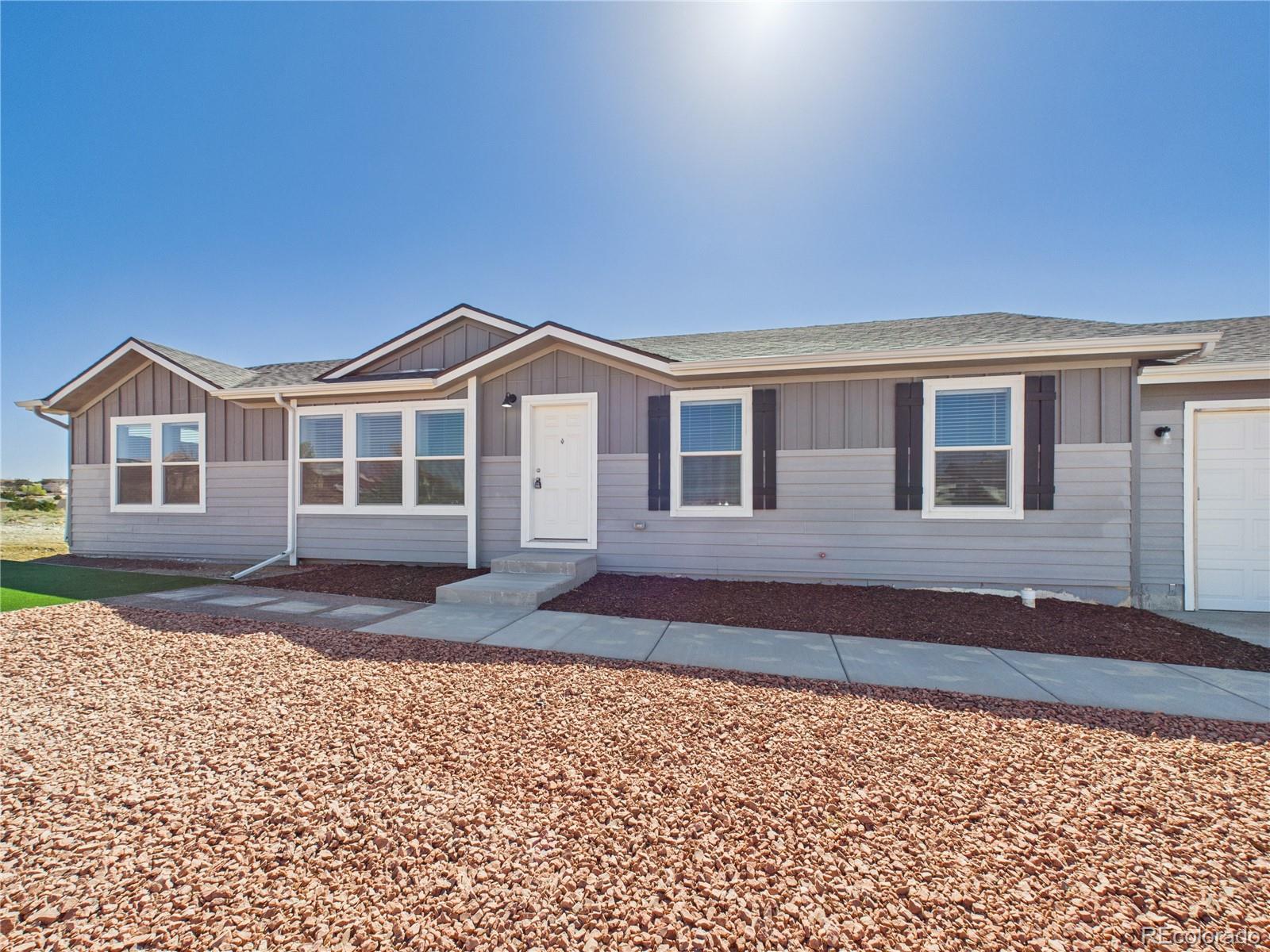 964 S Greenway Avenue