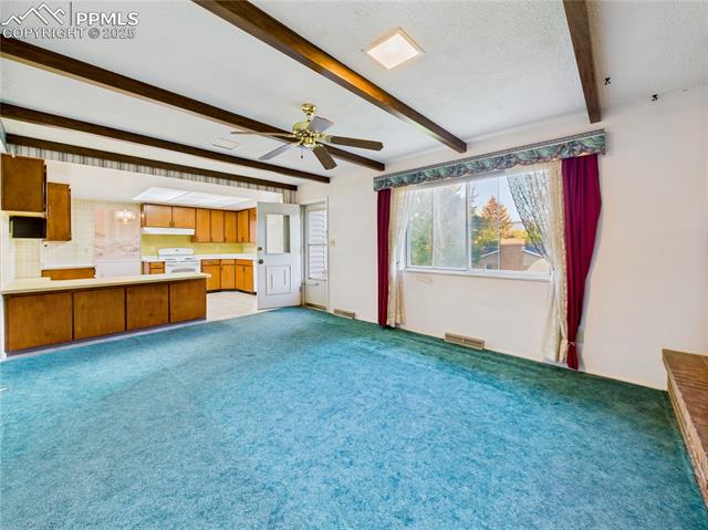 2206 Greenwich Circle