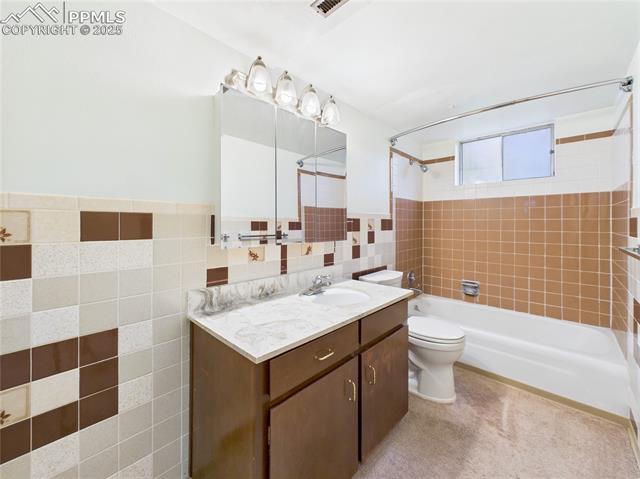 2206 Greenwich Circle