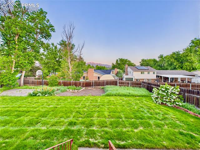 2206 Greenwich Circle