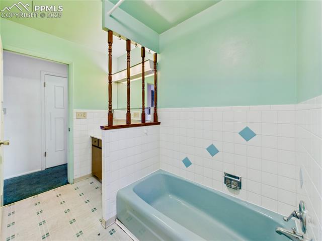 2206 Greenwich Circle