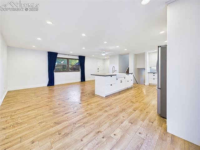 5040 Escapardo Way