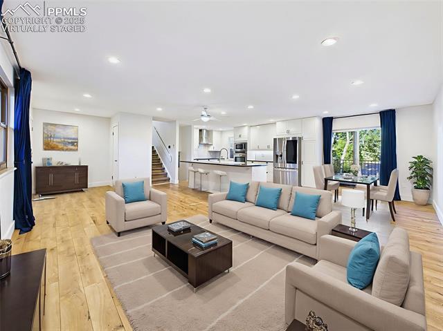 5040 Escapardo Way