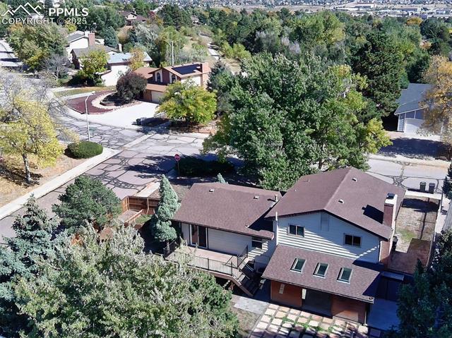 5040 Escapardo Way