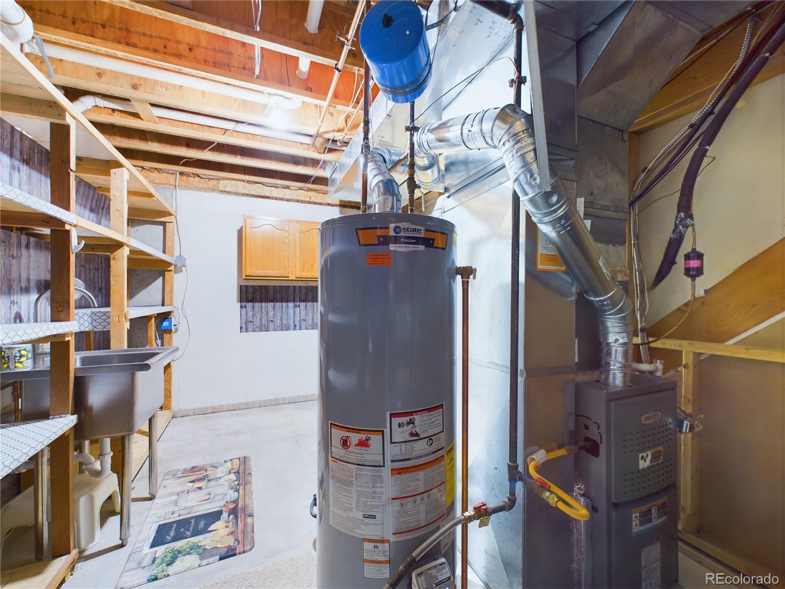 2048 Summerset Drive