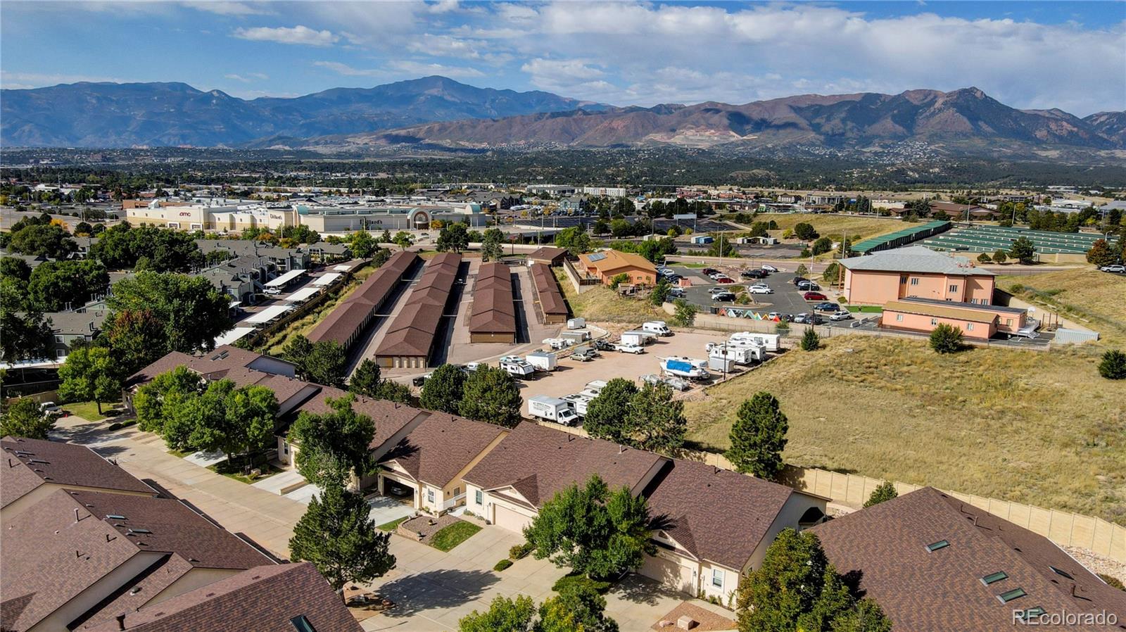 2048 Summerset Drive