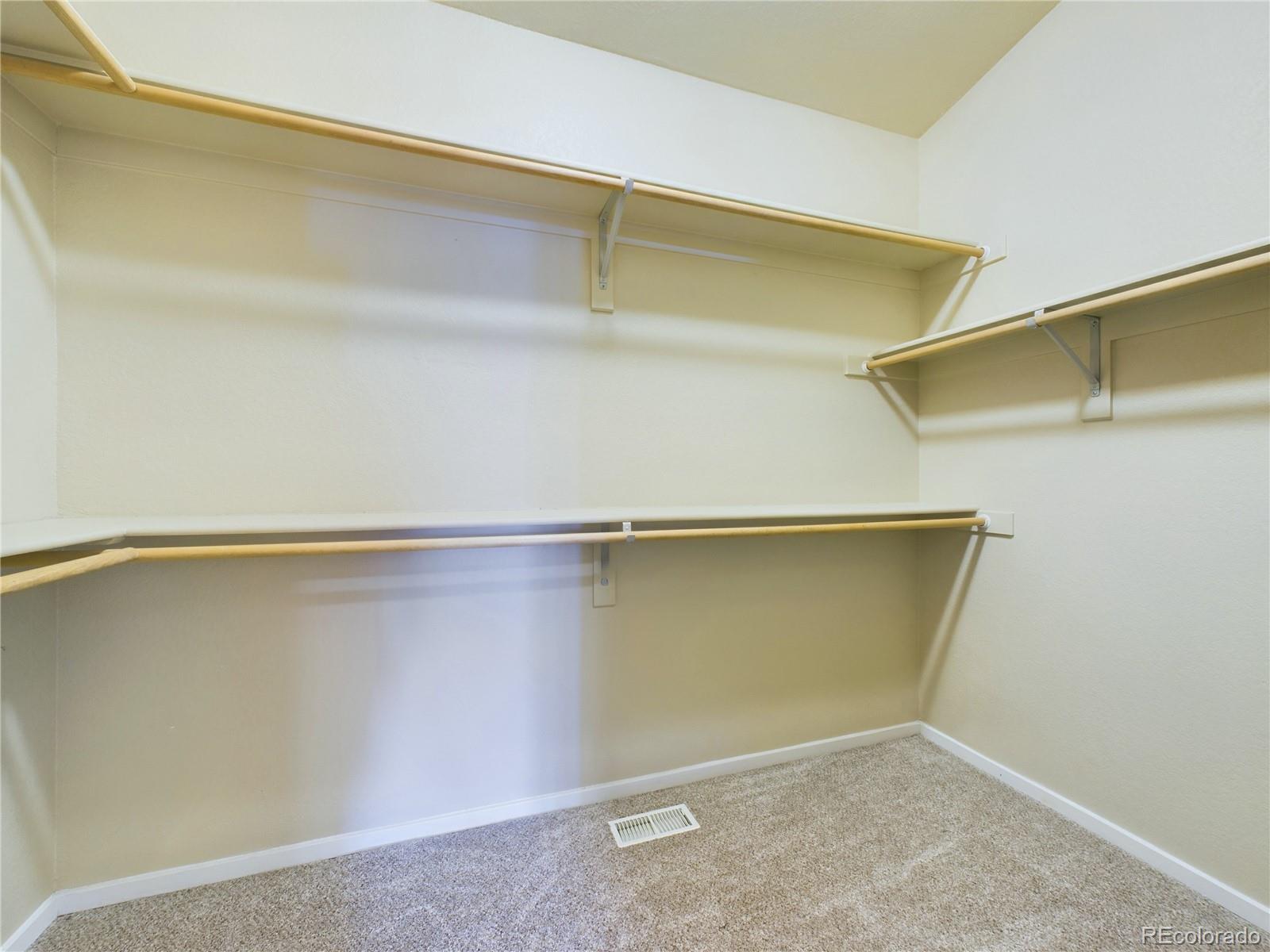 2048 Summerset Drive