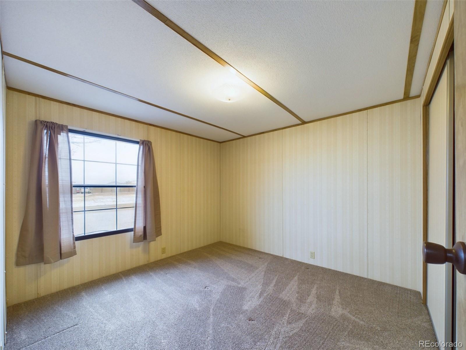 83 E Rolling Hills Drive