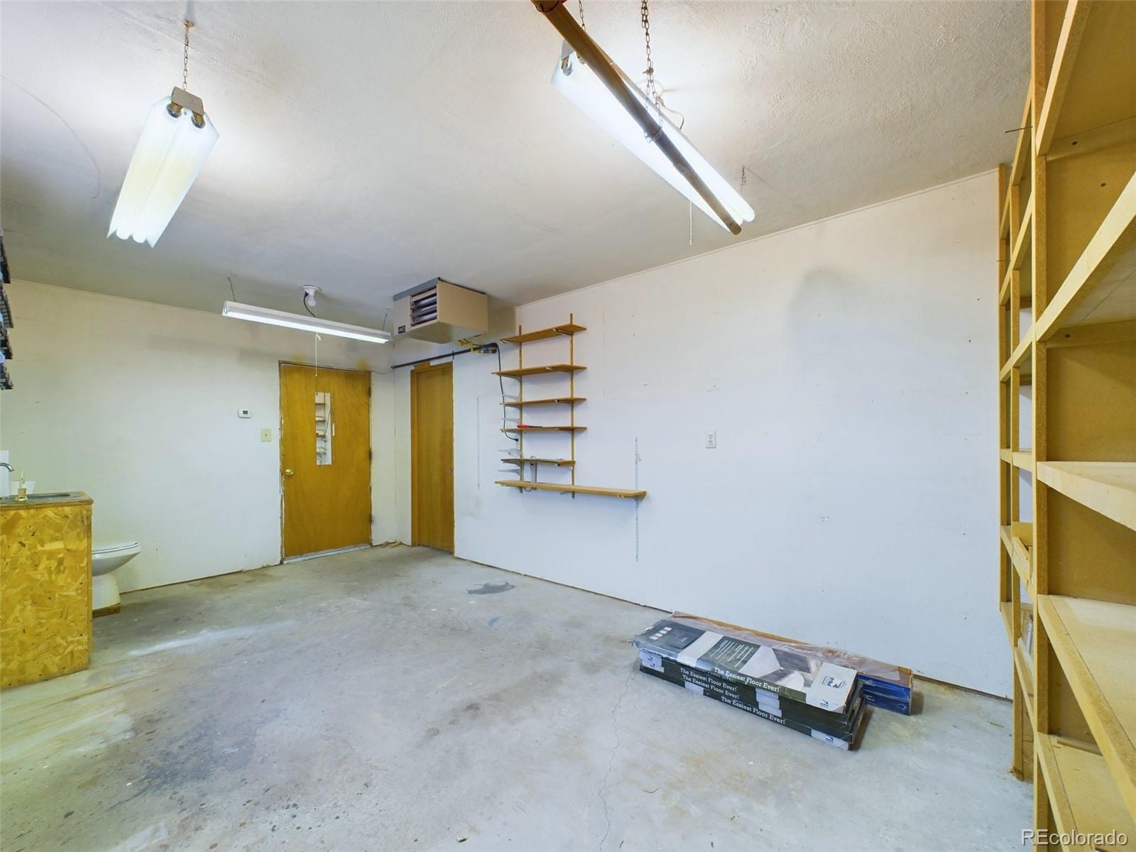 83 E Rolling Hills Drive