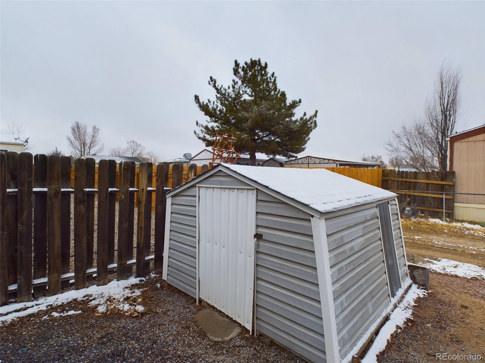 83 E Rolling Hills Drive