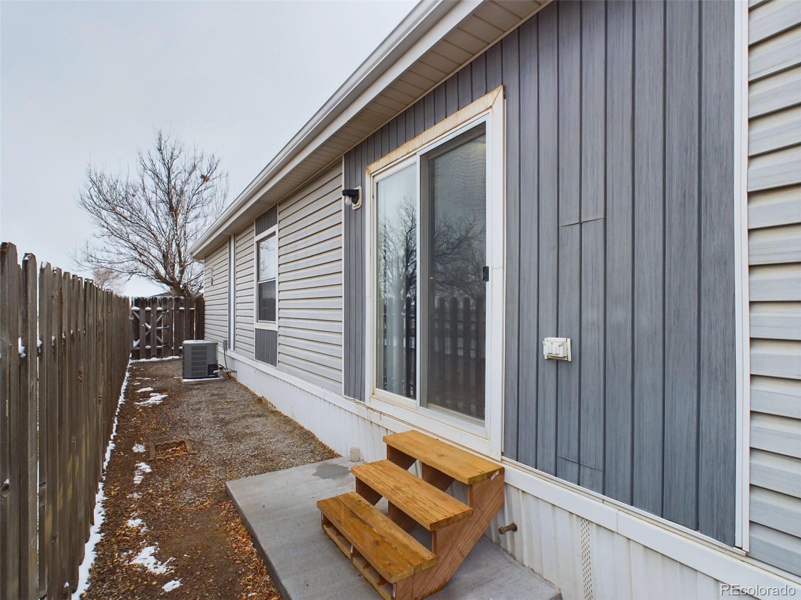 83 E Rolling Hills Drive