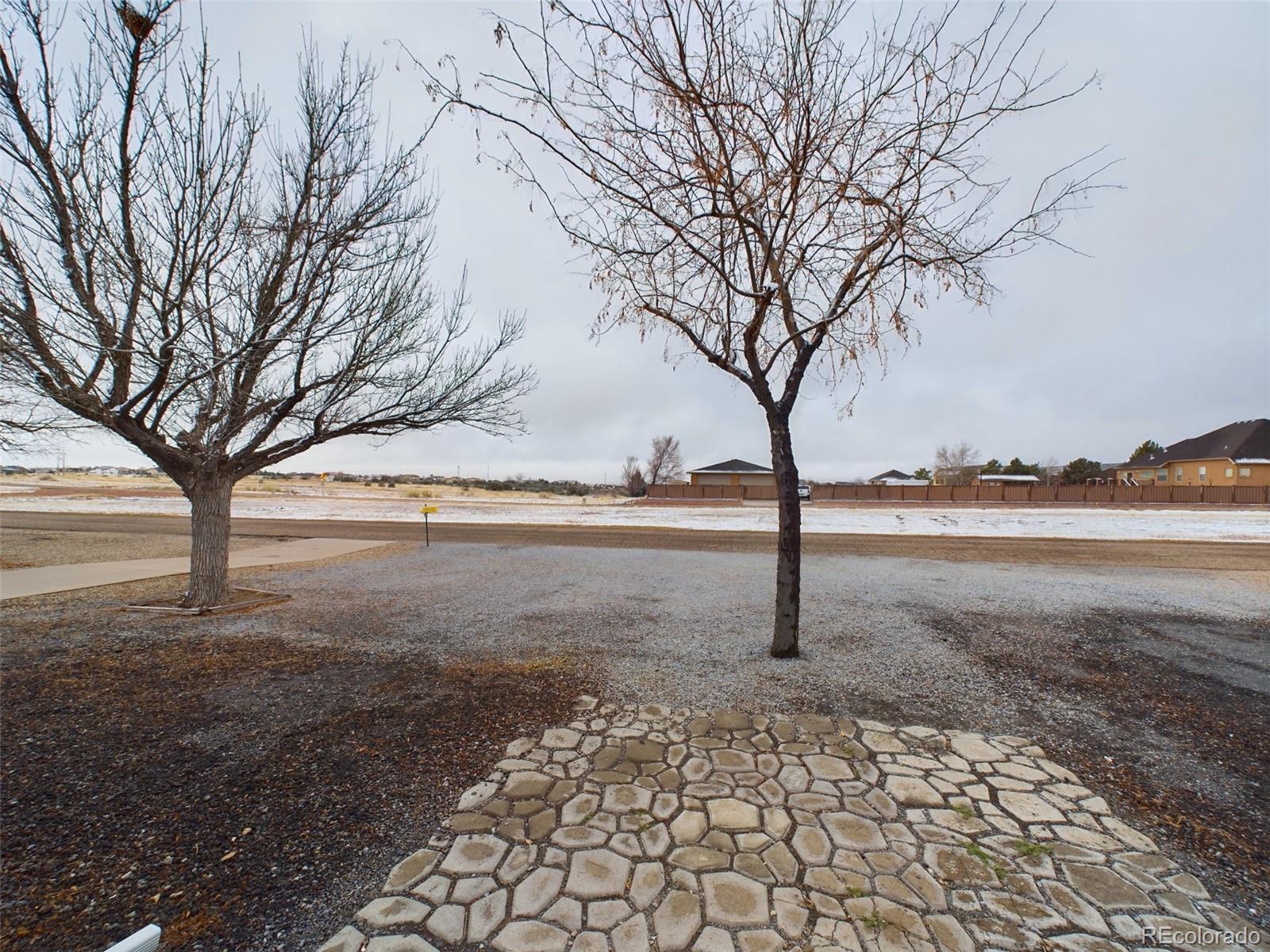 83 E Rolling Hills Drive