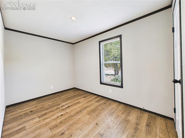 262 E Kipling Drive