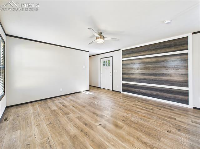 262 E Kipling Drive