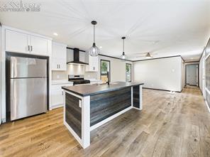 262 E Kipling Drive