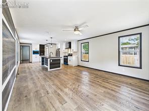 262 E Kipling Drive
