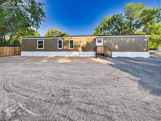 262 E Kipling Drive