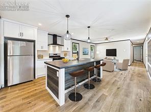 262 E Kipling Drive