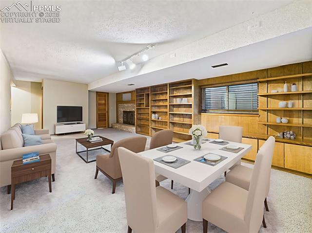 1045 Golden HIlls Road