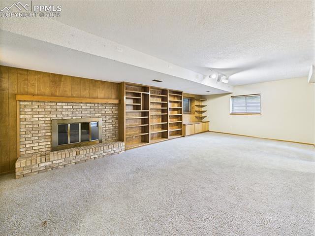 1045 Golden HIlls Road